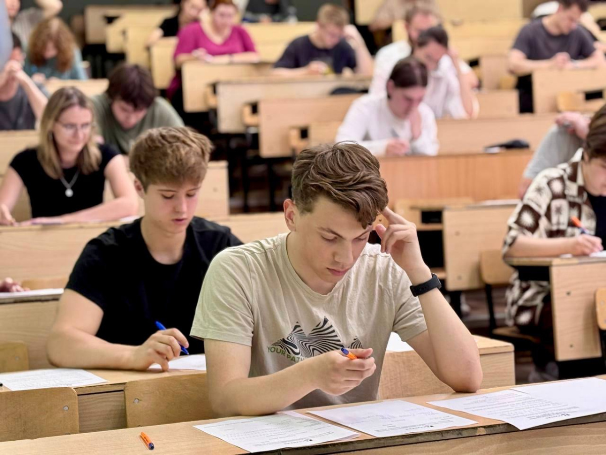 Для всех студентов: зачем четыре гуманитарных предмета сделали обязательными в вузах