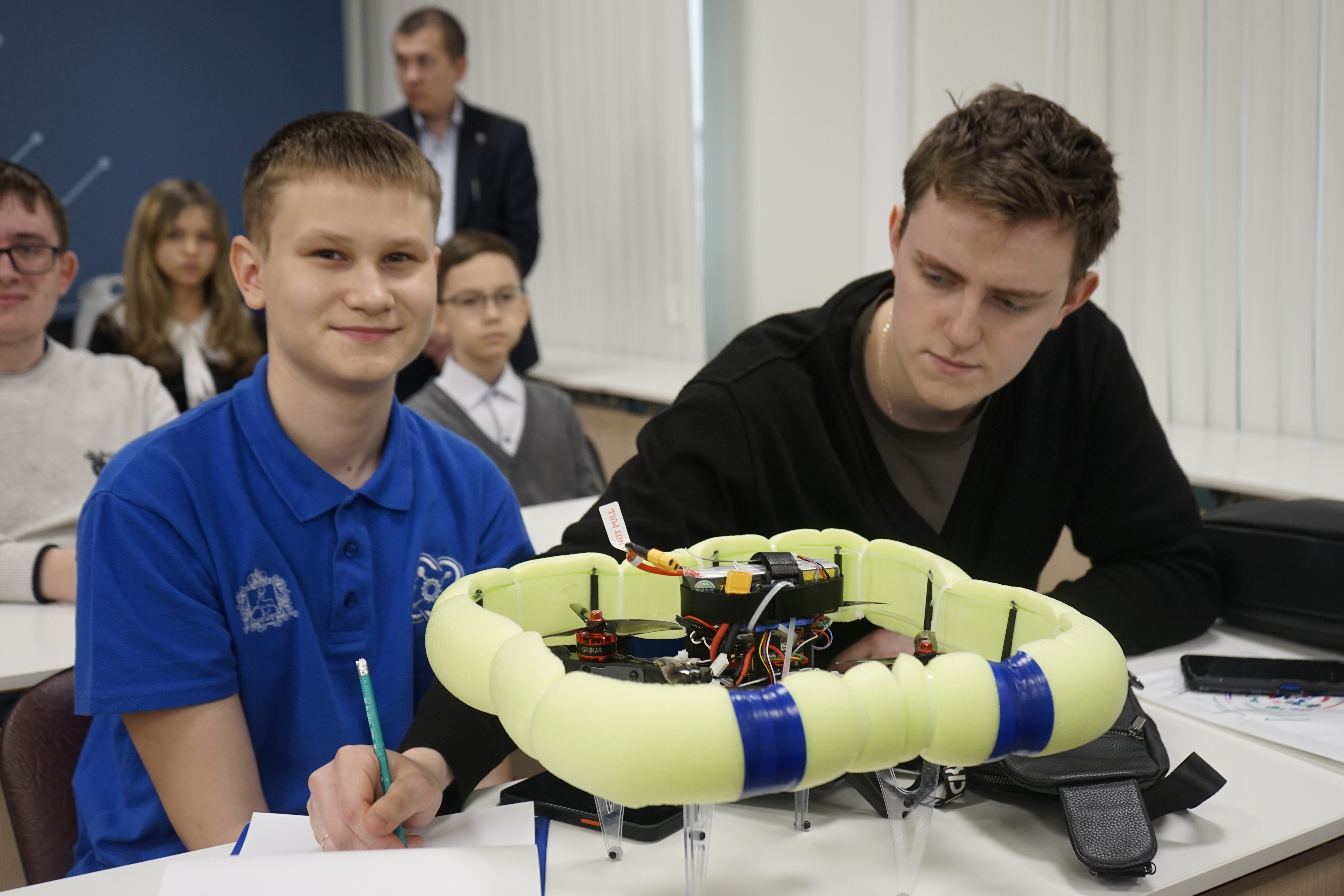 Сегодня СТАНКИН встретил юных техников из 16 регионов России