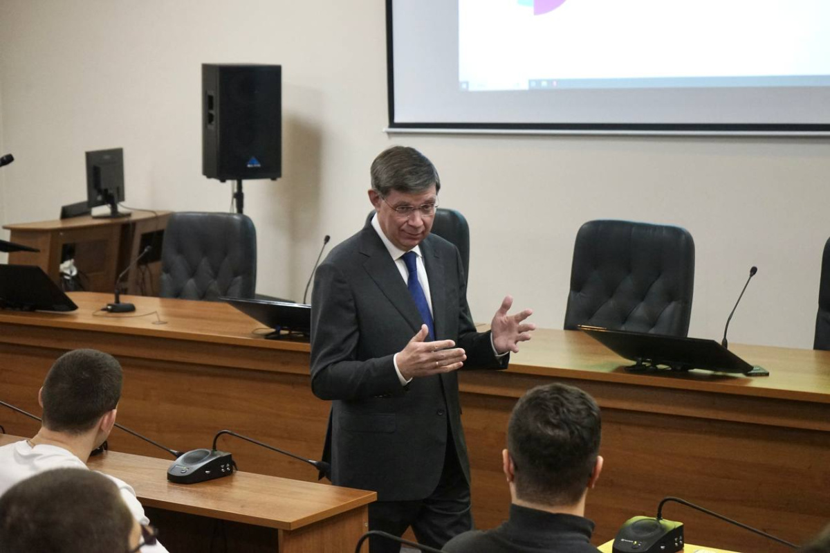 Встреча и.о. ректора СТАНКИНа со студентами: ответы на самые острые вопросы