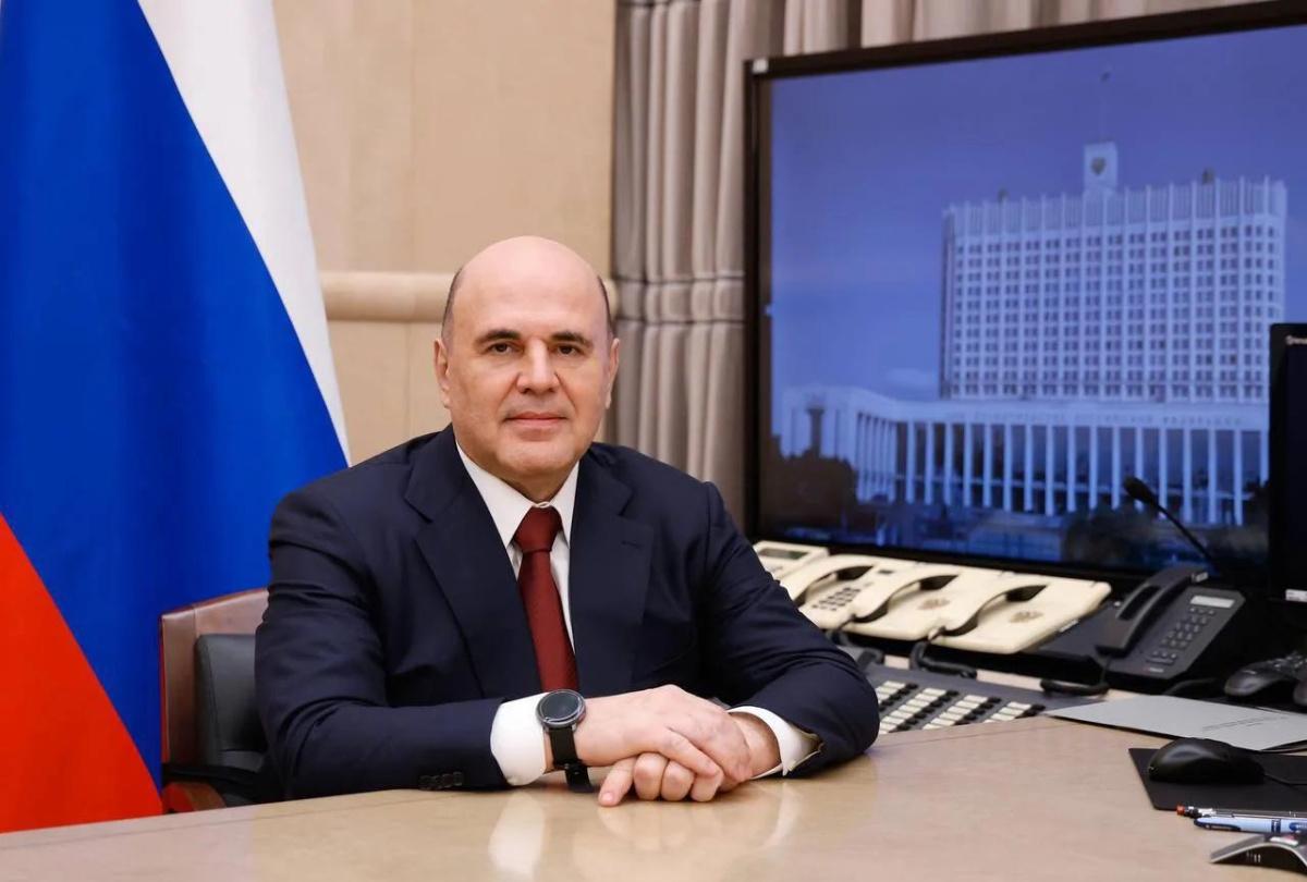 Михаил Мишустин поздравил с Днем машиностроителя 