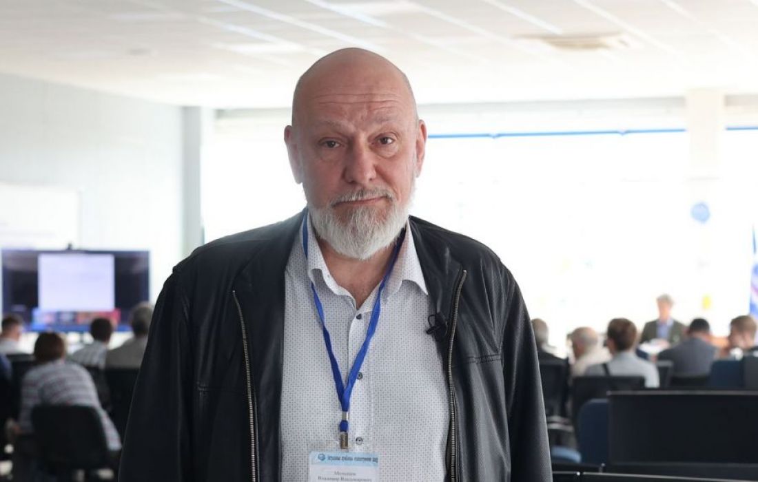 Заведующий кафедрой станков МГТУ «СТАНКИН» Владимир Молодцов представил наш университет в Пензе 